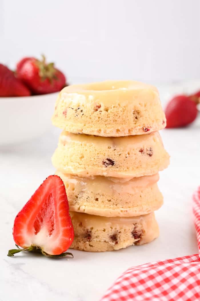 Strawberry and Cream Baked Donuts