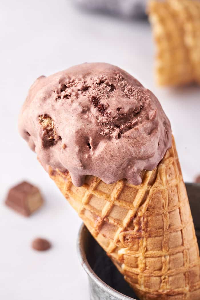 No-Churn Kit-Kat Ice Cream ~ Recipe