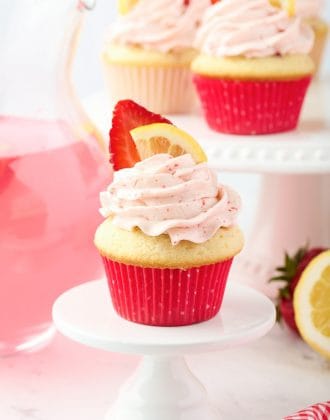 strawberry lemonade cupcakes
