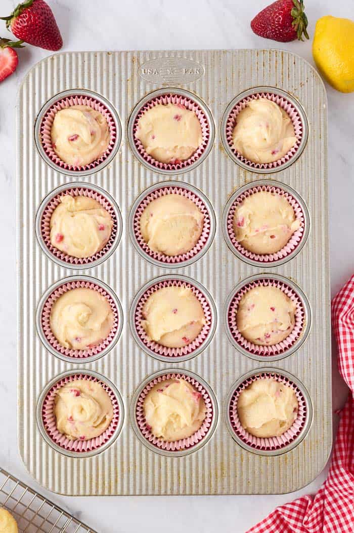 strawberry lemonade cupcakes