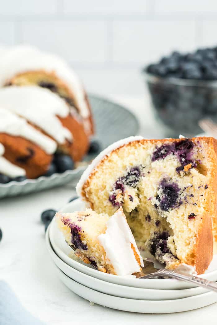 This beautiful Weeping Willow I shared with my co-workers. A lemon  Blueberry/lemon glaze bundt cake baked in a Nordic Ware Brilliance Bundt Pan.  : r/Baking