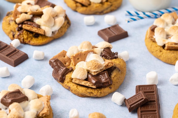 Pumkpin Smores Cookies