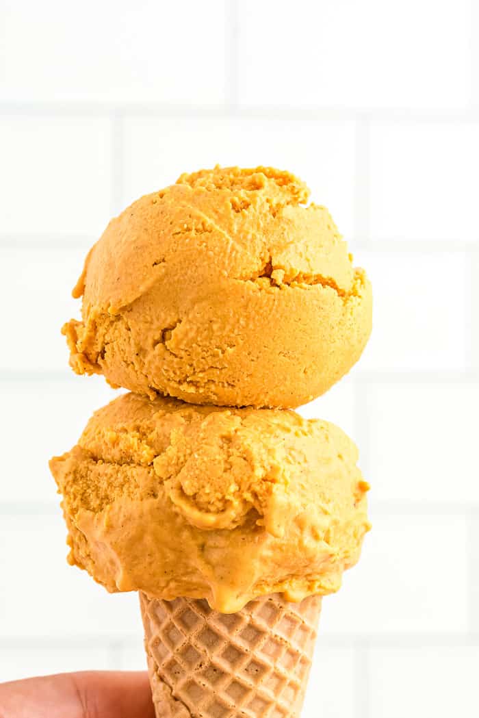 Pumpkin Spice Cheesecake Ice Cream