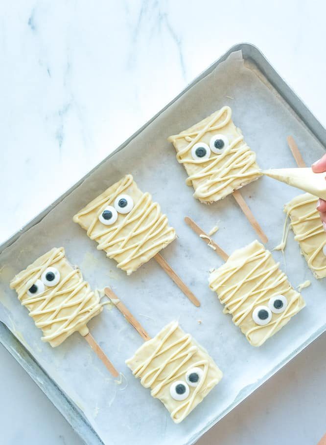 Mummy Rice Krispie Treats