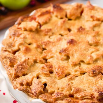 Apple Cheddar Cranberry Pie