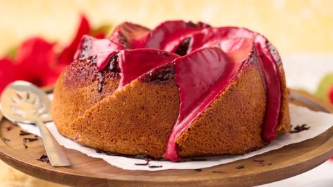 Fonio-Pound-Cake-with-Hibiscus