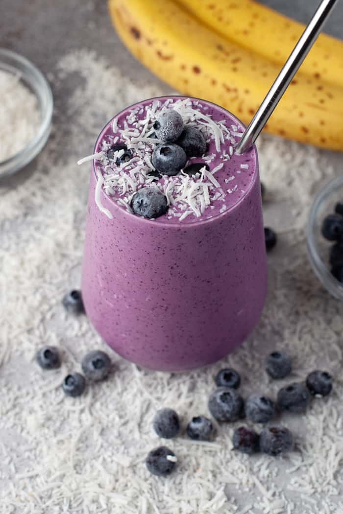 Healthy Blueberry Smoothie - A Classic Twist