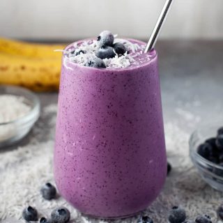Healthy Blueberry Smoothie - A Classic Twist