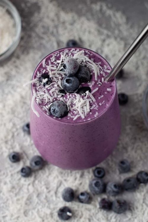 Healthy Blueberry Smoothie - A Classic Twist