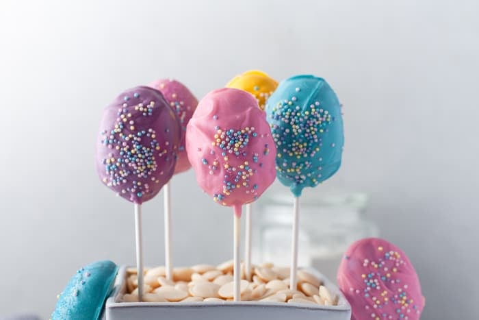 Cupcake Lollipops