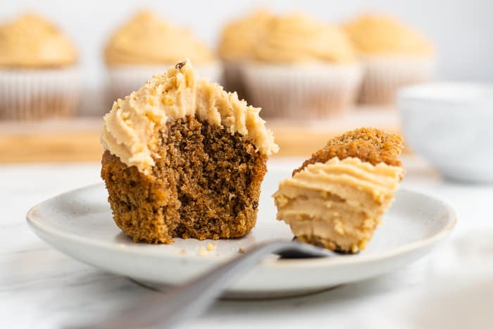 Coffee and Walnut Cupcakes