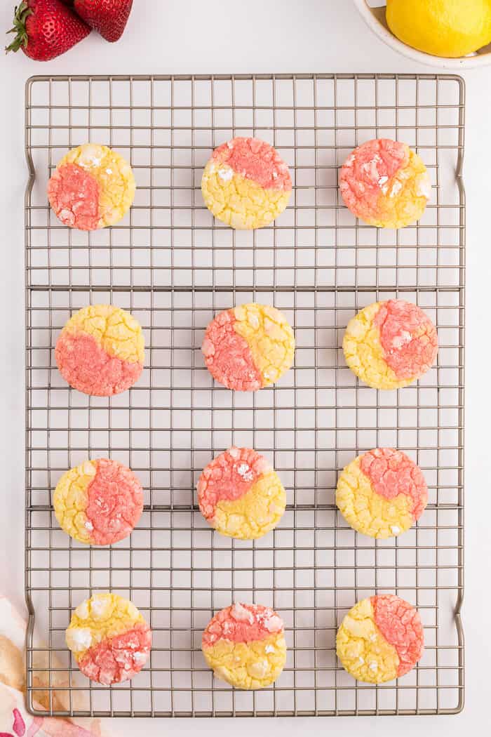 Strawberry Lemonade Cookies