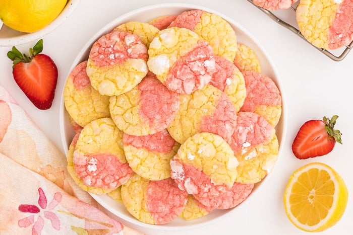 Strawberry Lemonade Cookies