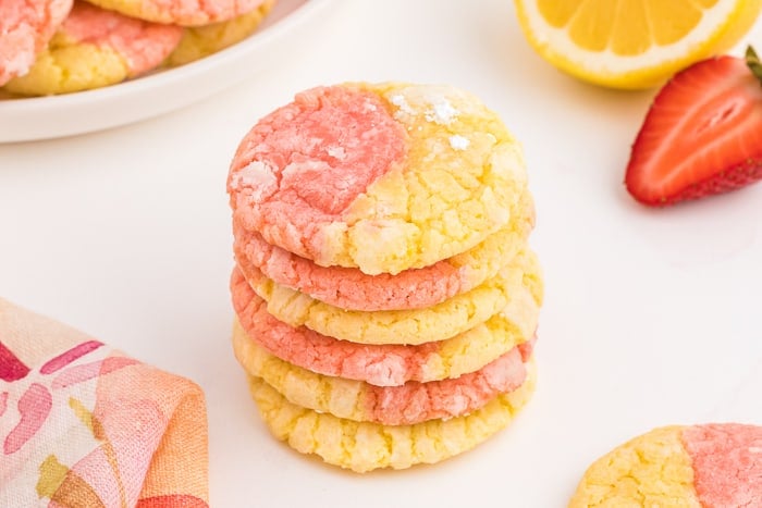 Strawberry Lemonade Cookies