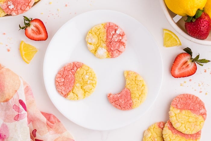 Strawberry Lemonade Cookies