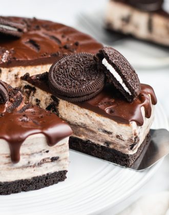 No-Bake Oreo Cheesecake