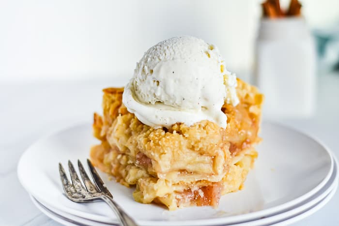 Classic Apple Pie Recipe - Savory Nothings