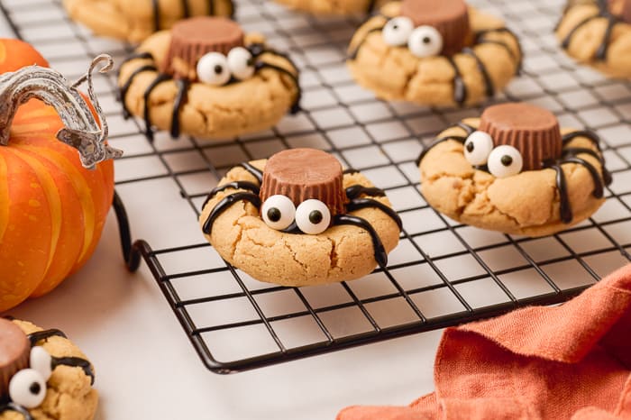 Spider Peanut Butter Cookies A Classic Twist 6324