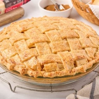 Cheddar apple pie cooling