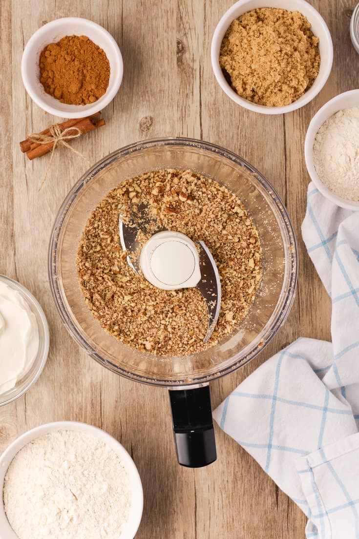 Sour Cream Coffee Cake - A Classic Twist