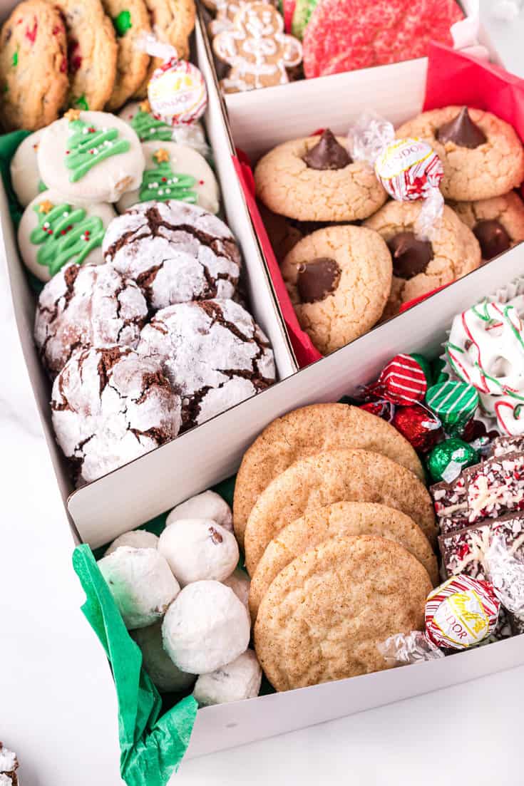 Holiday Cookie Box: How to Make the Best Cookie Box - A Classic Twist