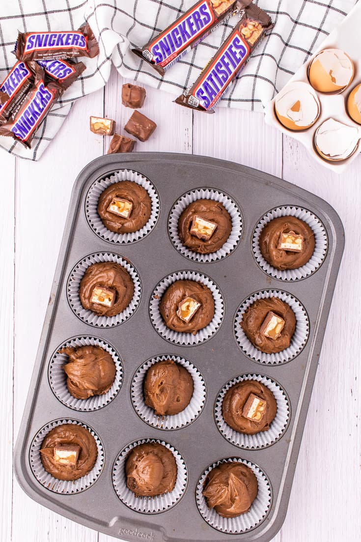 Unbaked Snickers Cupcakes