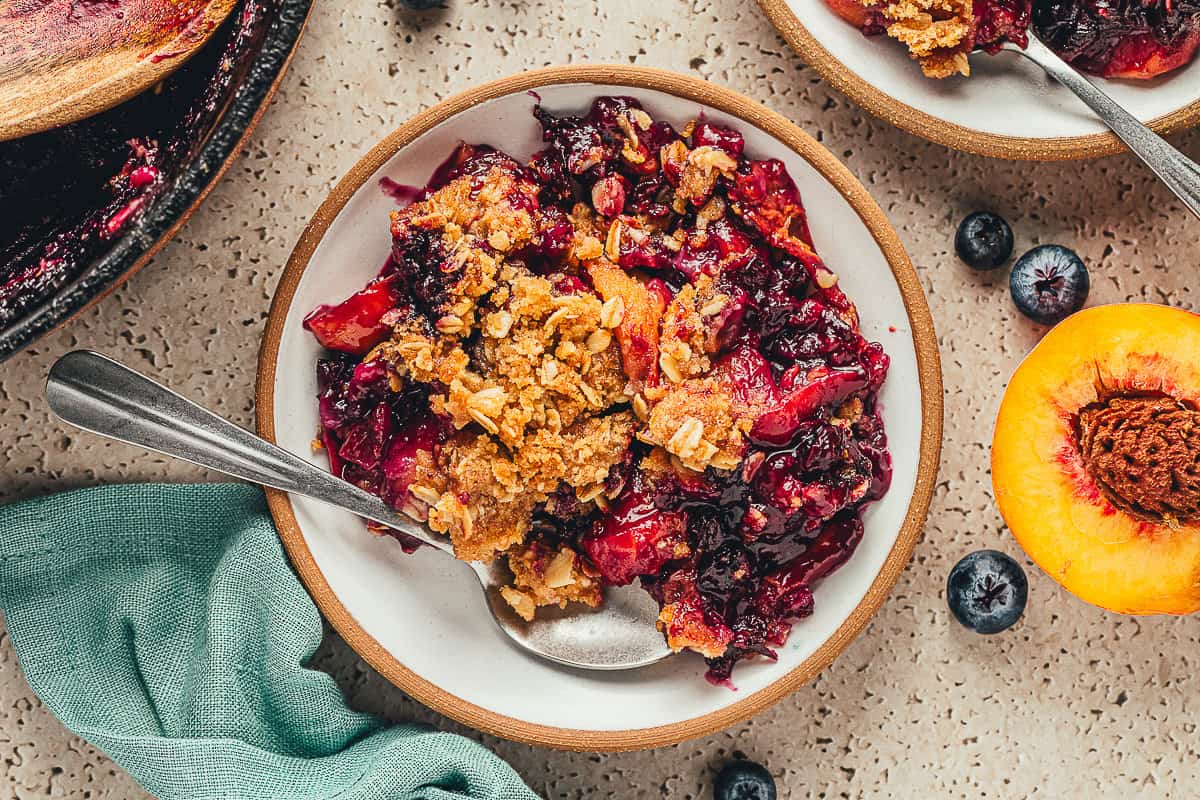 Blueberry Peach Crumble - A Classic Twist