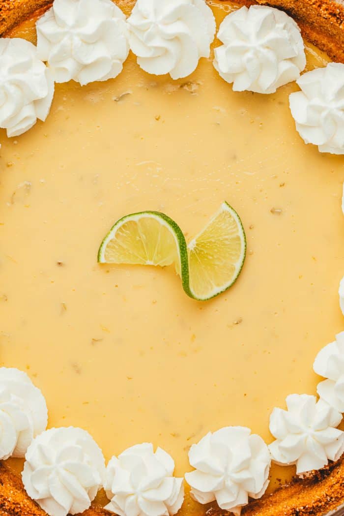 An image of the center of a key lime pie. 