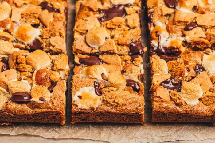 Blondie bars with S'mores toppings sliced into squares.