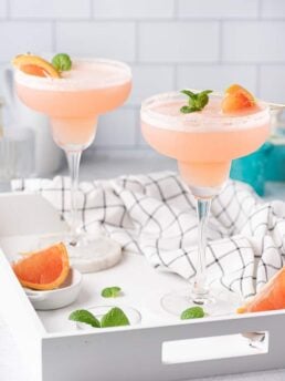 Frozen Grapefruit Margarita