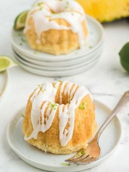 Mini Pineapple Lime Mojito Cakes